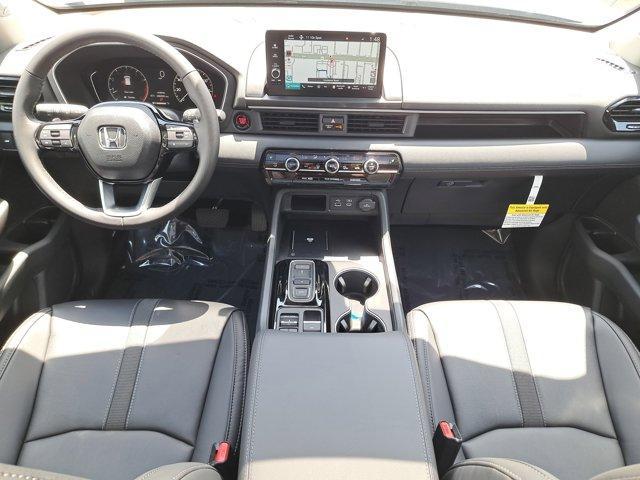 new 2025 Honda Pilot car, priced at $53,450