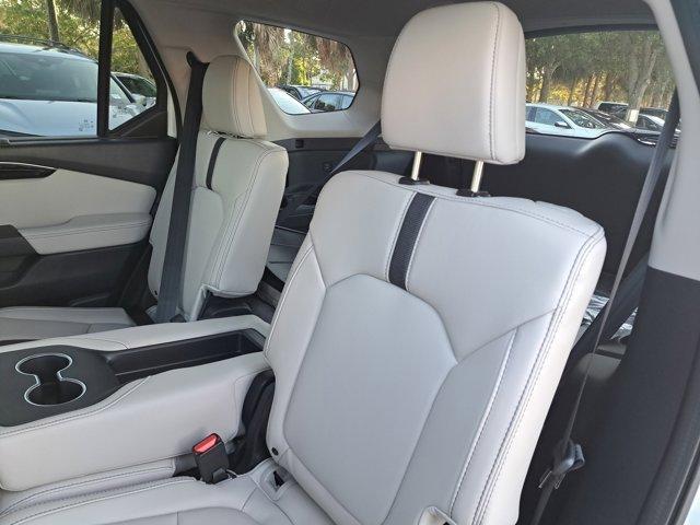 new 2026 Honda Pilot car, priced at $46,445