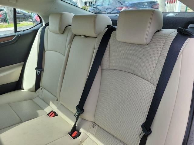 used 2024 Lexus ES 350 car, priced at $39,387