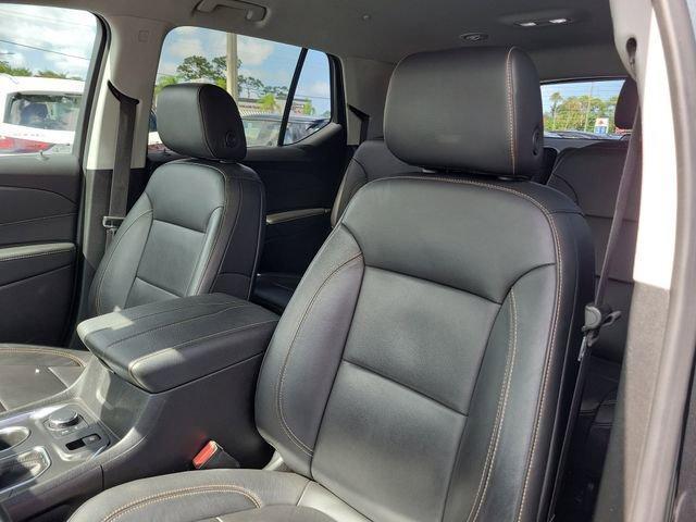 used 2021 Chevrolet Traverse car, priced at $27,187