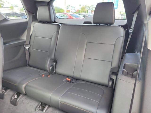 used 2021 Chevrolet Traverse car, priced at $27,187