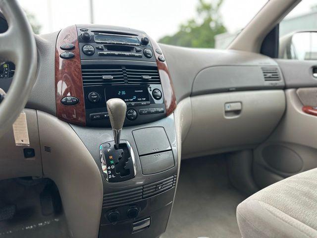 used 2004 Toyota Sienna car, priced at $4,995