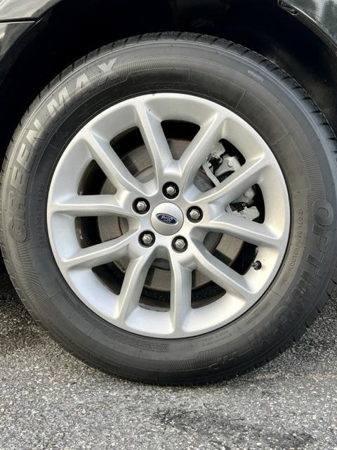 used 2015 Ford Taurus car, priced at $5,995