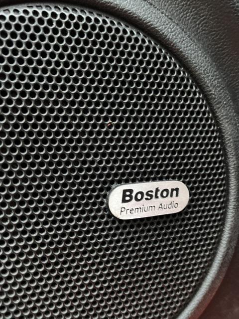 used 2011 Chevrolet Camaro car, priced at $9,750