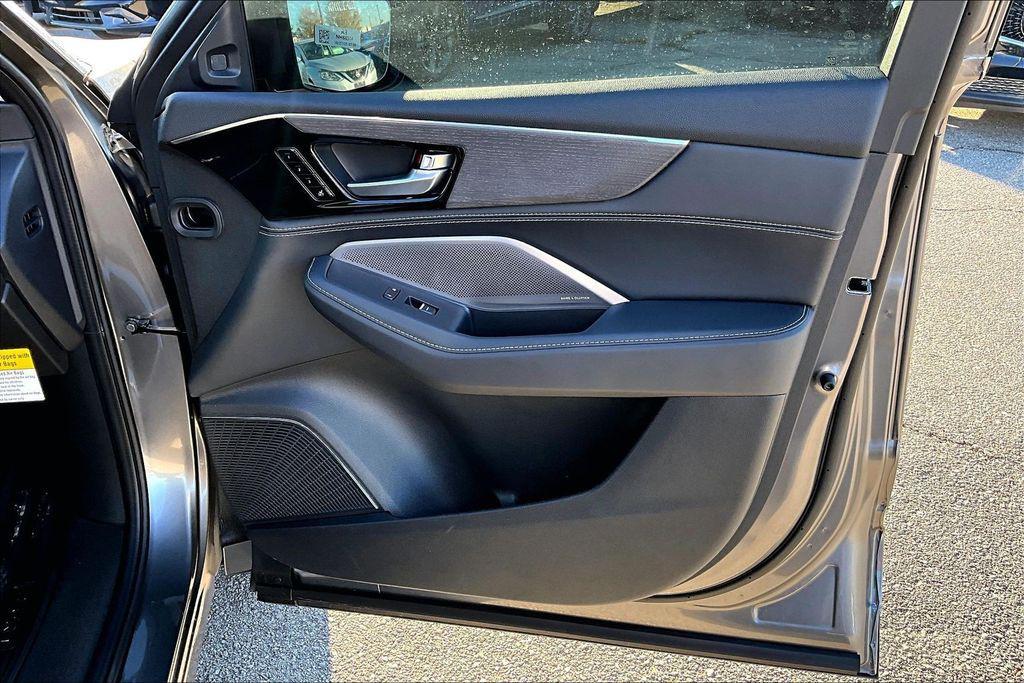 new 2026 Acura MDX car, priced at $70,300