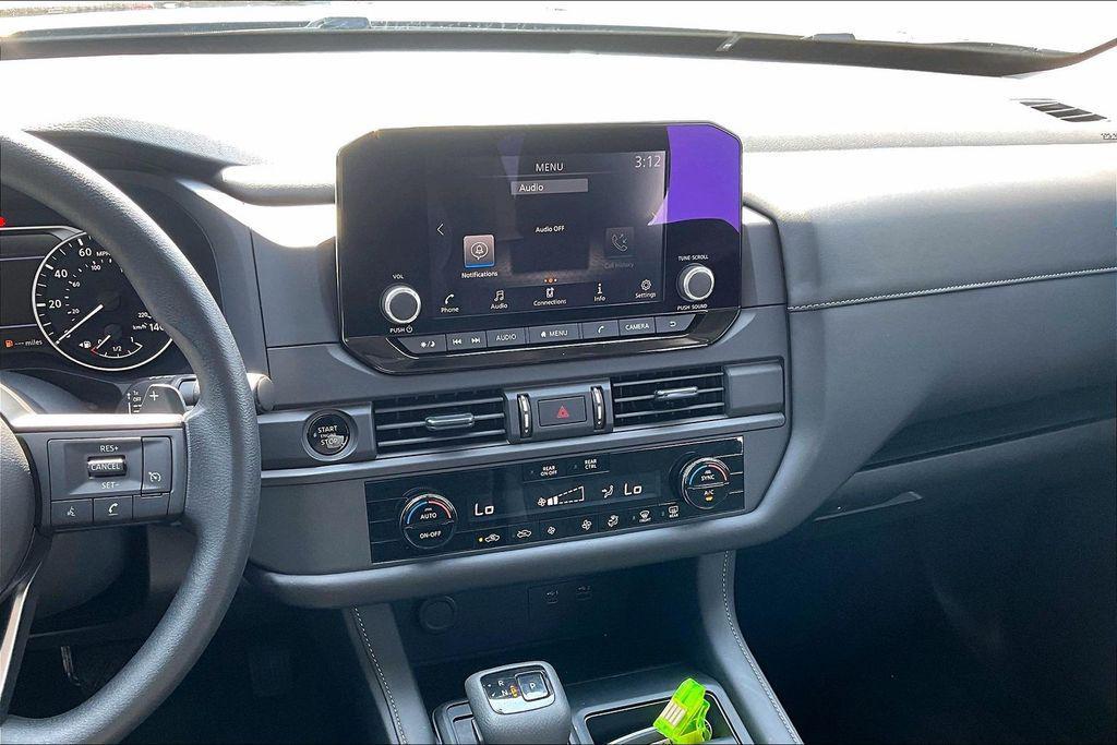 used 2025 Nissan Pathfinder car, priced at $30,000