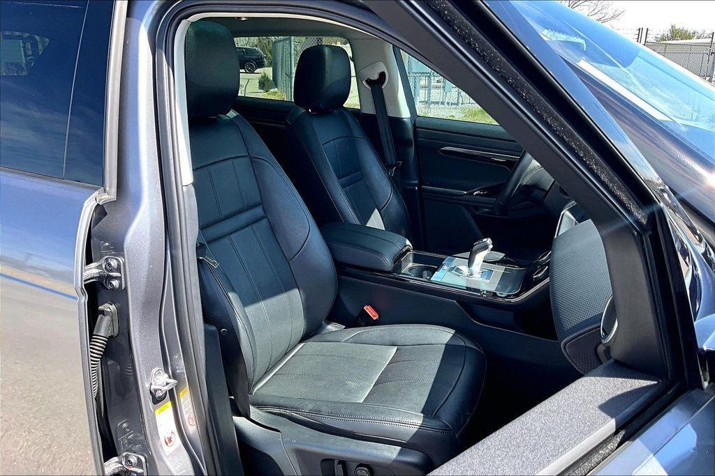 used 2023 Land Rover Range Rover Evoque car, priced at $29,000