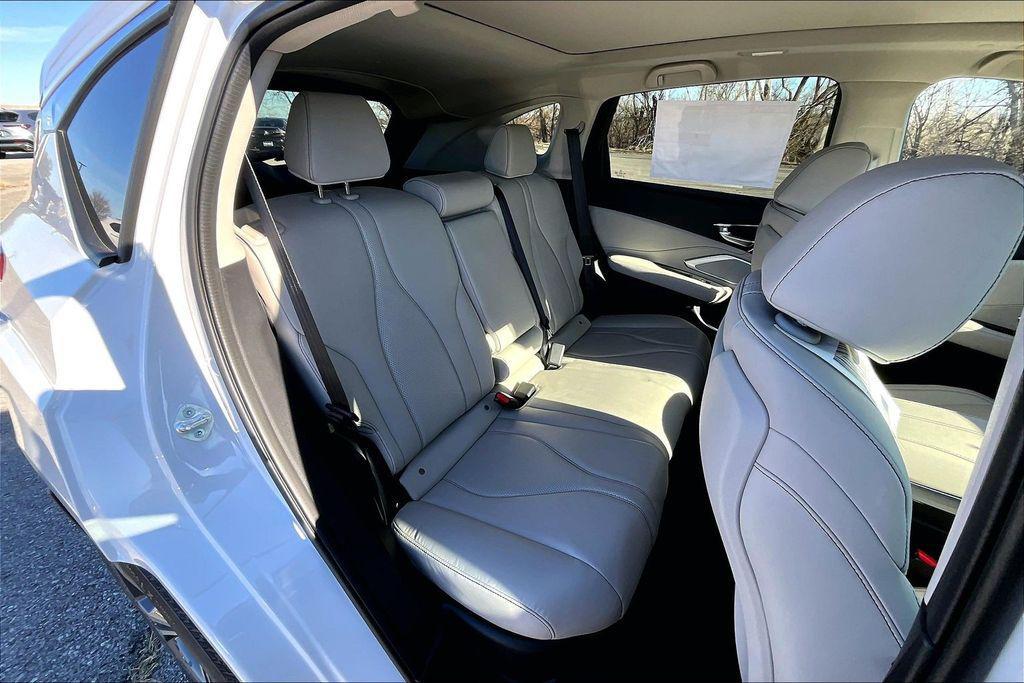 new 2026 Acura RDX car, priced at $51,100