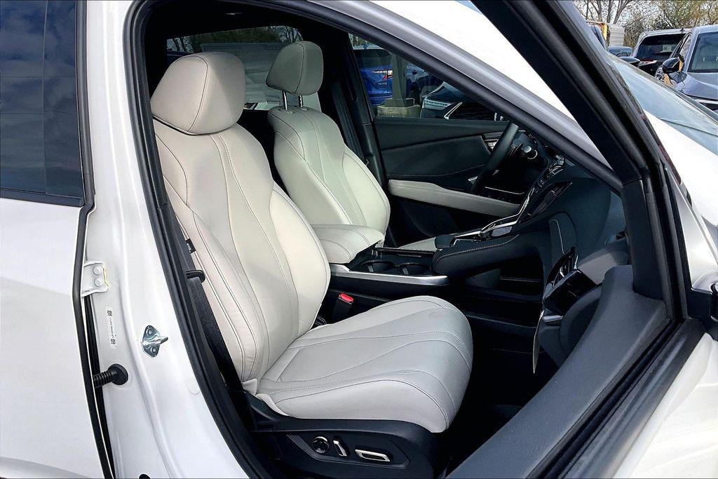 used 2025 Acura RDX car, priced at $38,150