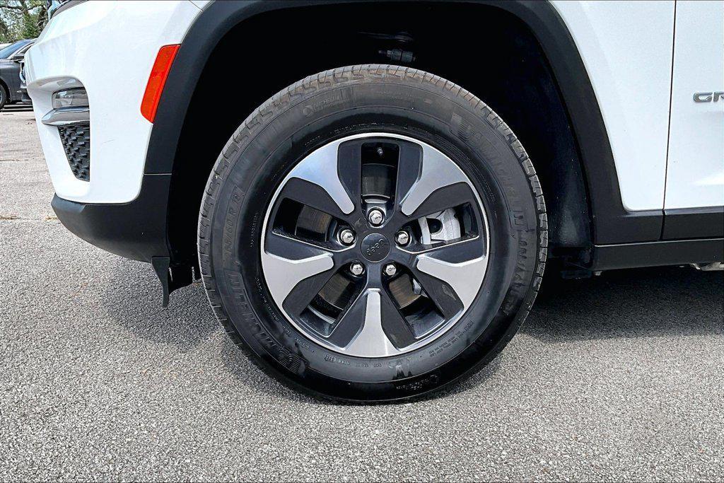 used 2025 Jeep Grand Cherokee 4xe car, priced at $32,101