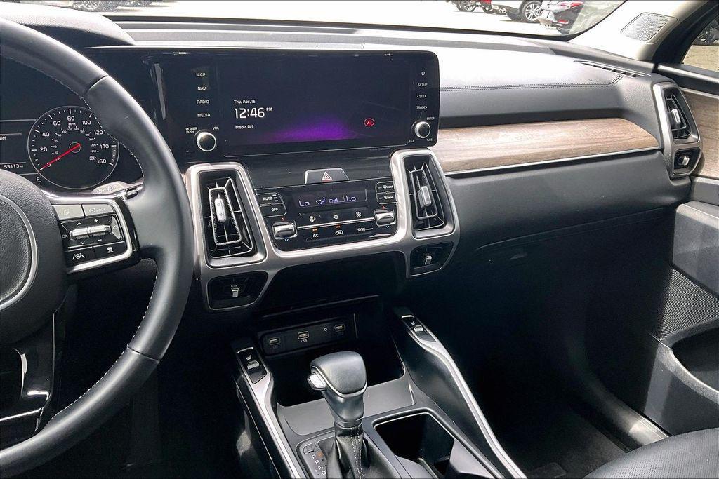 used 2023 Kia Sorento car, priced at $28,700