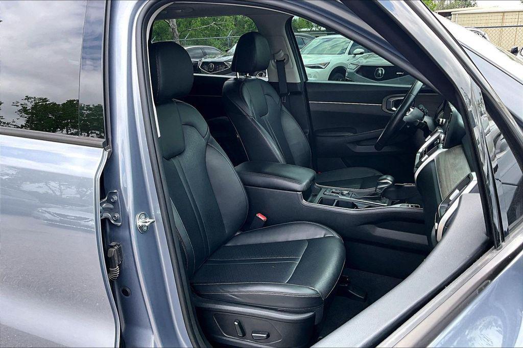 used 2023 Kia Sorento car, priced at $28,700