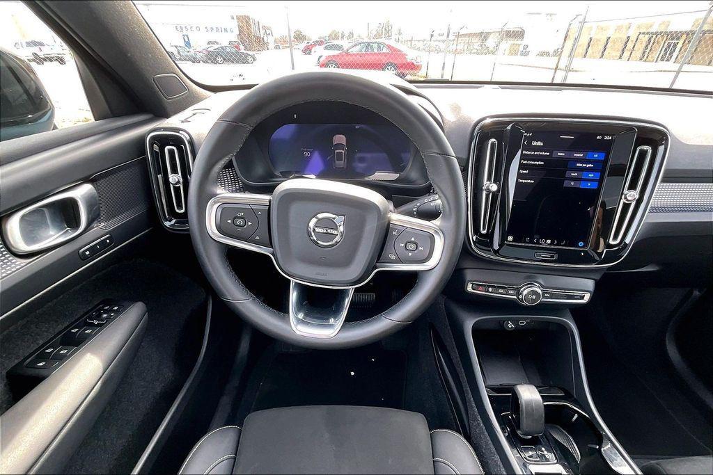 used 2025 Volvo XC40 car, priced at $31,600