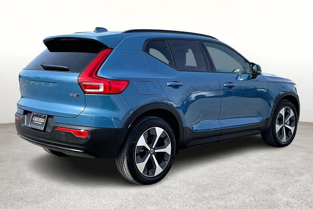 used 2025 Volvo XC40 car, priced at $31,600