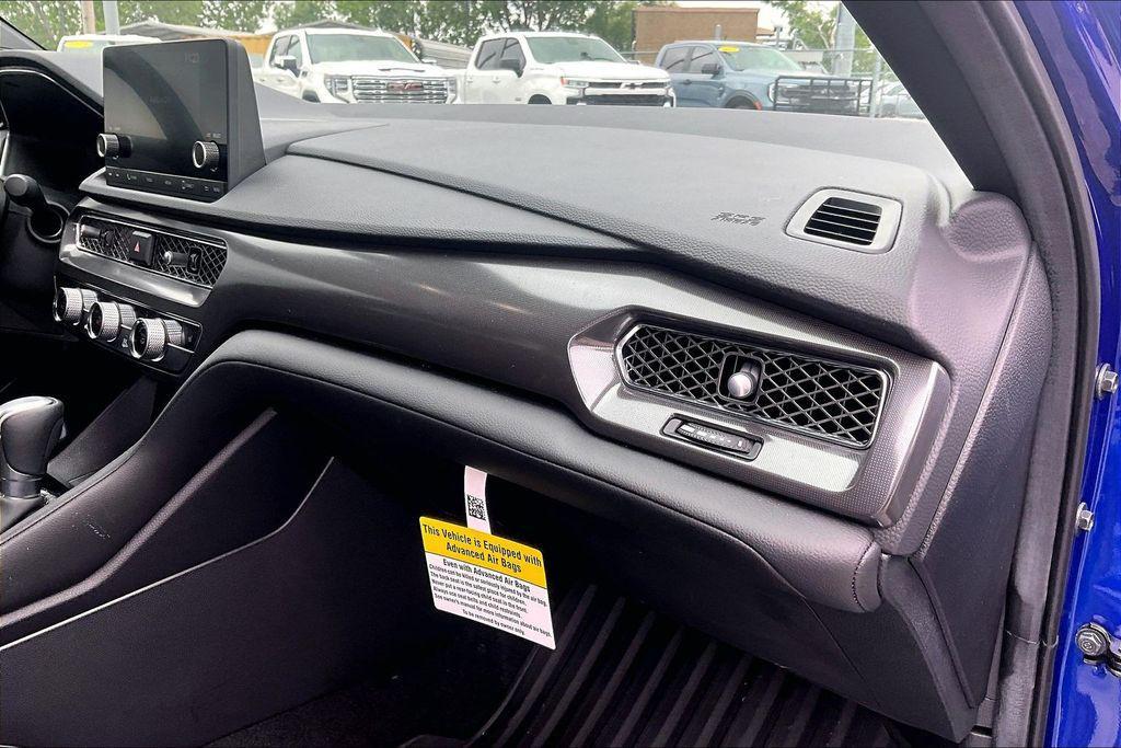new 2026 Acura RDX car, priced at $51,100