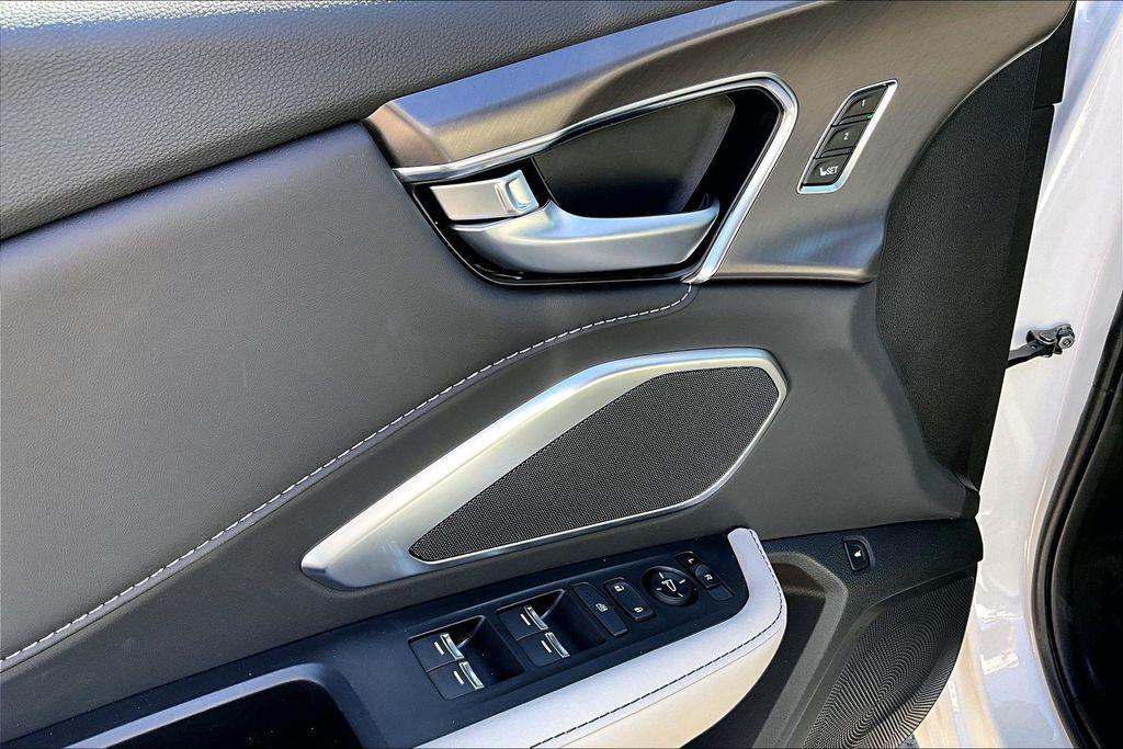 new 2026 Acura RDX car, priced at $48,049