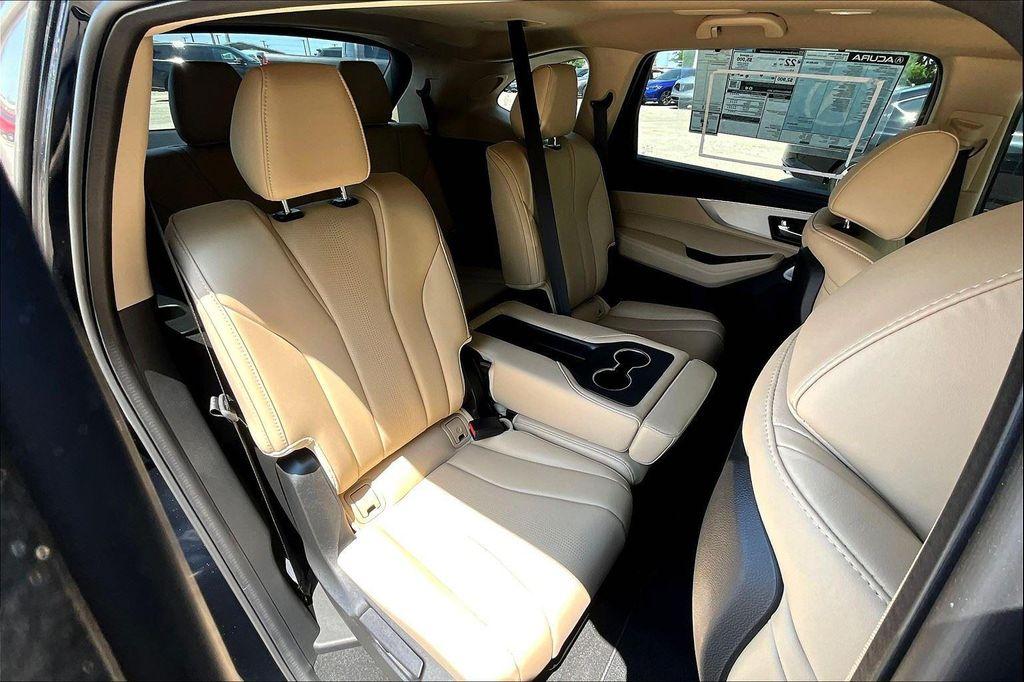 new 2025 Acura MDX car, priced at $52,200