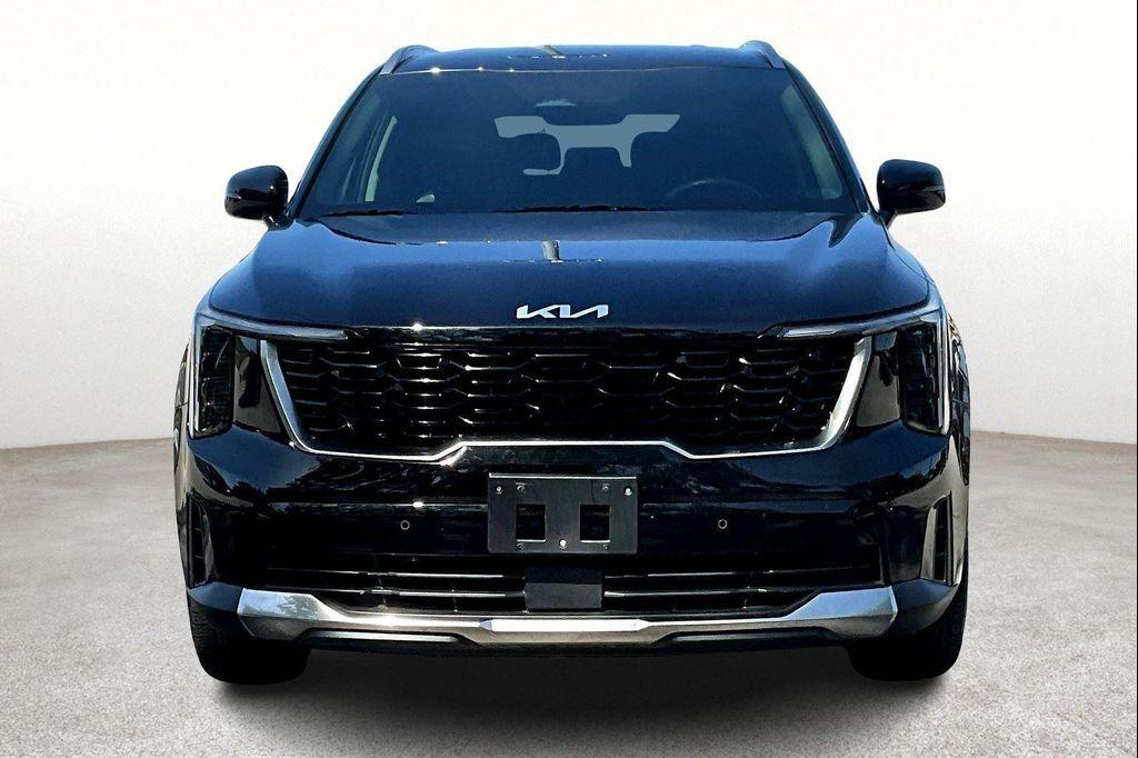used 2024 Kia Sorento car, priced at $26,600