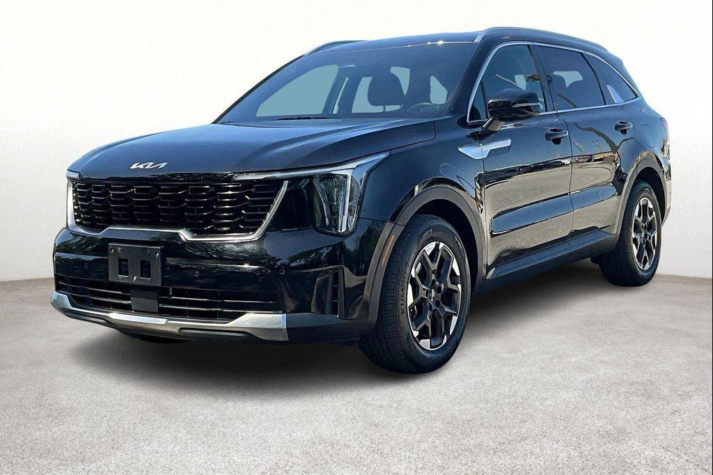 used 2024 Kia Sorento car, priced at $26,600