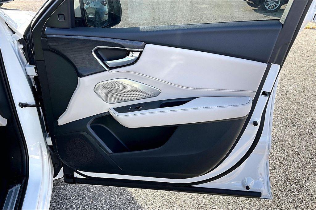 new 2026 Acura RDX car, priced at $56,250