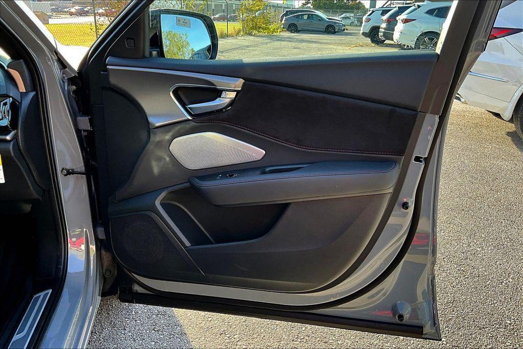 new 2026 Acura RDX car, priced at $58,150