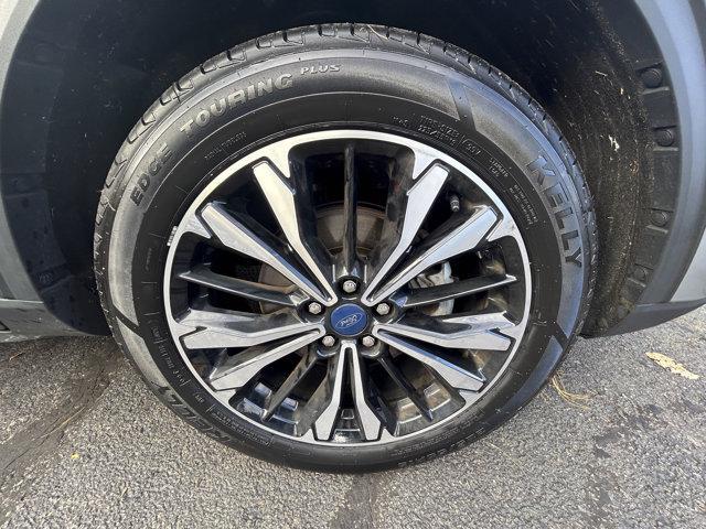 used 2022 Ford Escape car, priced at $24,999