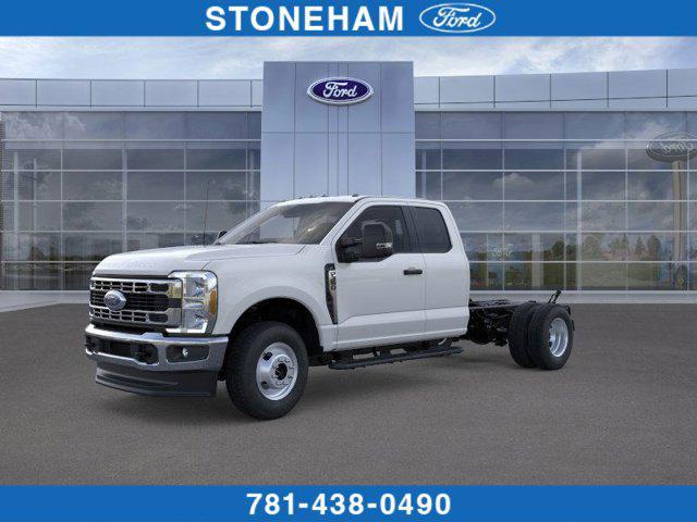 new 2025 Ford F-350 car, priced at $61,055