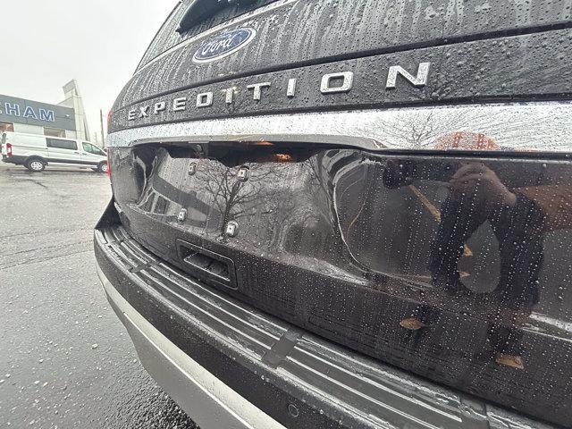 used 2024 Ford Expedition car, priced at $49,999