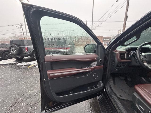 used 2024 Ford Expedition car, priced at $49,999