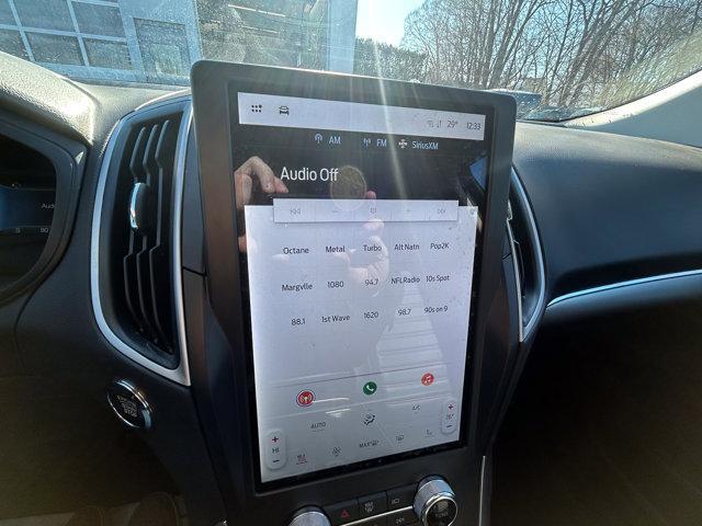 used 2024 Ford Edge car, priced at $28,750