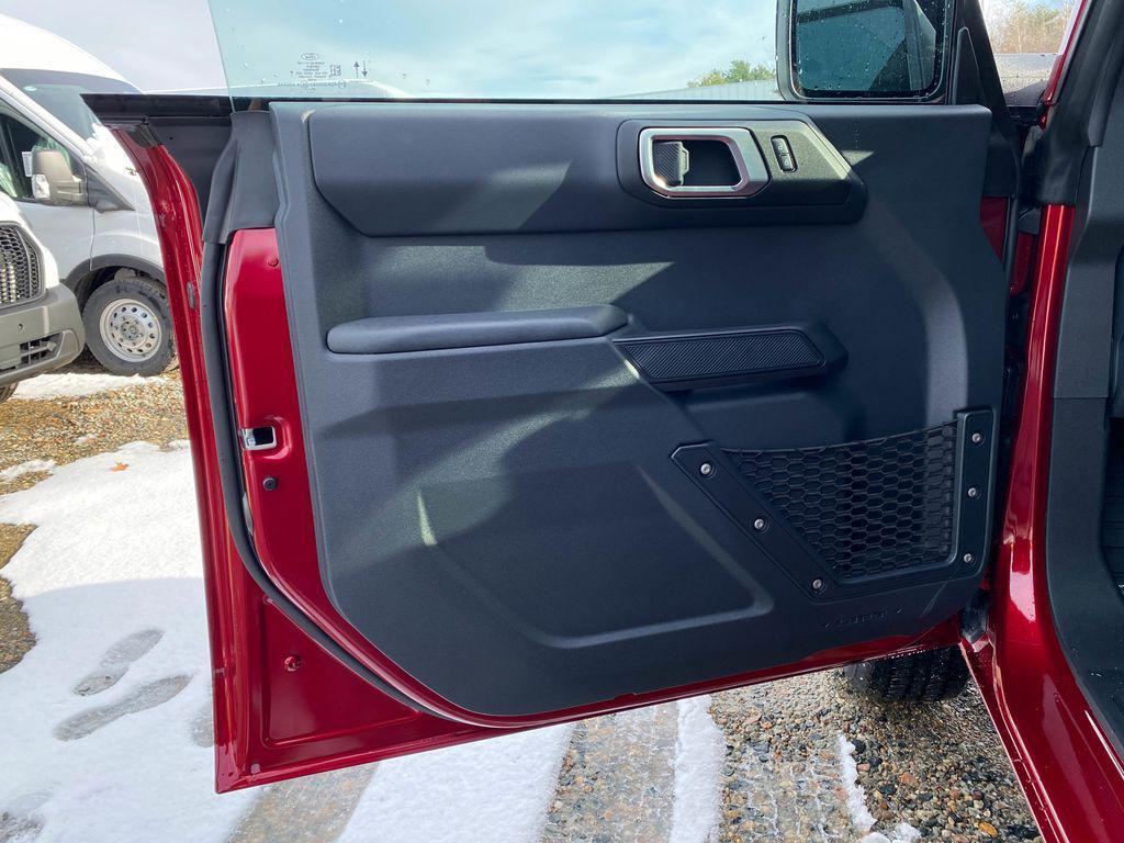 new 2025 Ford Bronco car, priced at $43,568