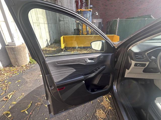 used 2023 Ford Escape car, priced at $29,990