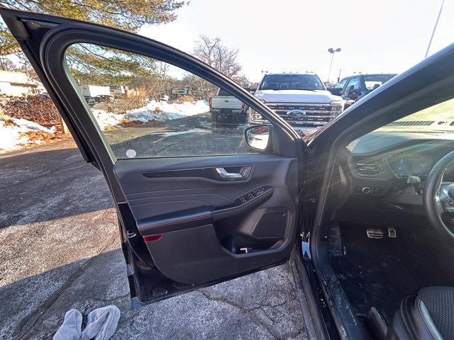 used 2024 Ford Escape car, priced at $24,900