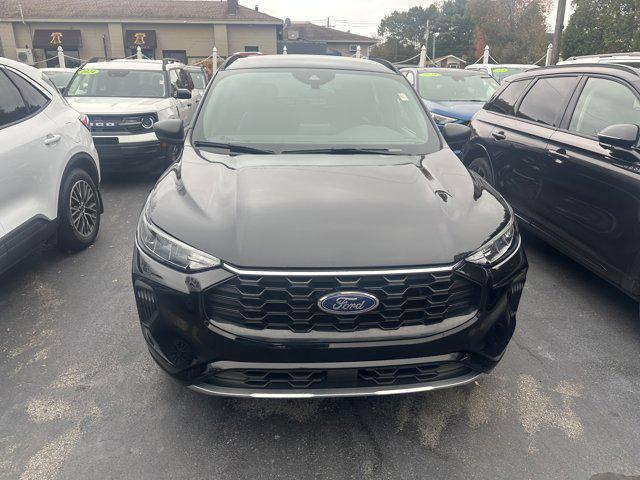 used 2023 Ford Escape car, priced at $21,750