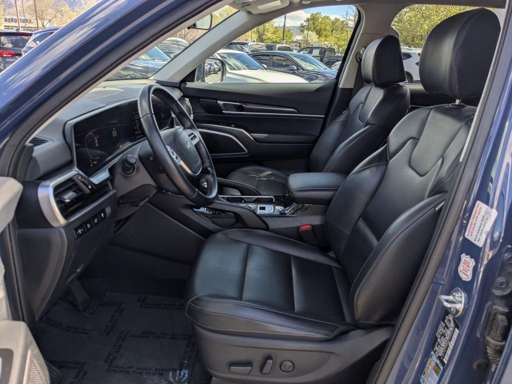 used 2025 Kia Telluride car, priced at $34,699