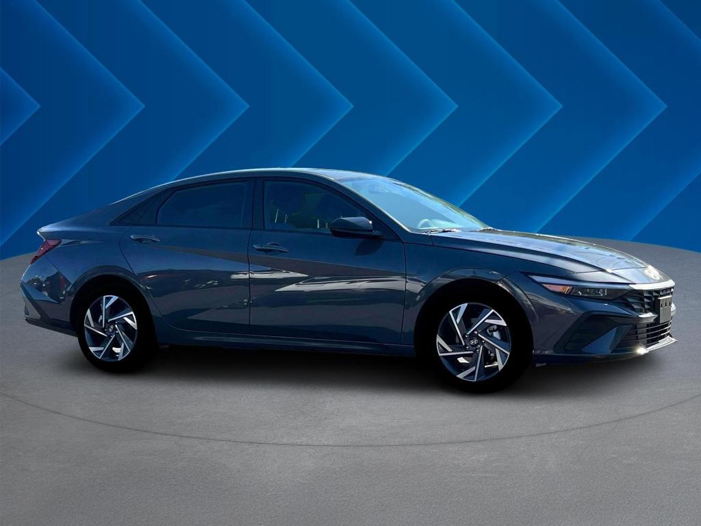 new 2025 Hyundai Elantra car, priced at $23,160