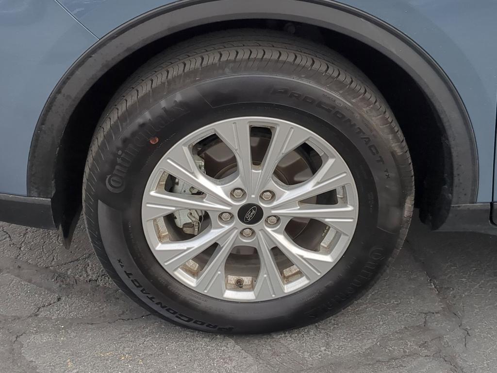 used 2025 Ford Escape car, priced at $20,950