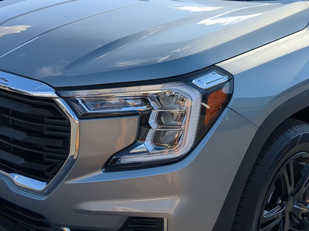 used 2024 GMC Terrain car, priced at $20,950