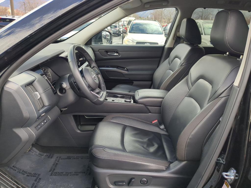 used 2025 Nissan Pathfinder car, priced at $34,750