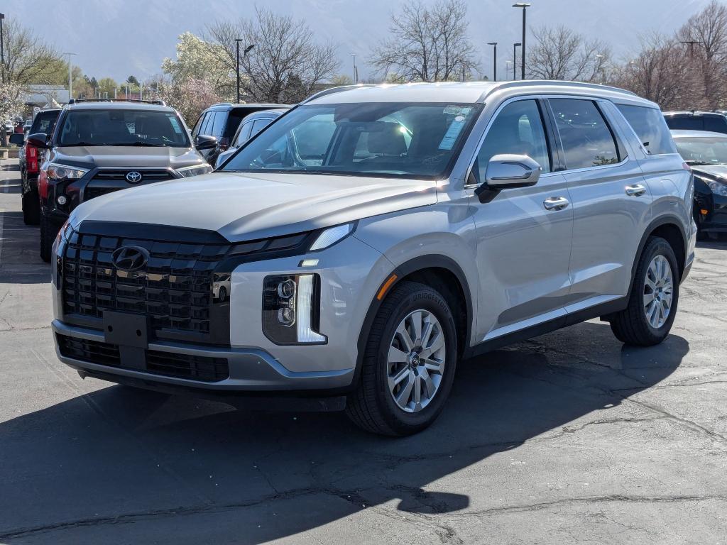 used 2025 Hyundai Palisade car, priced at $35,850