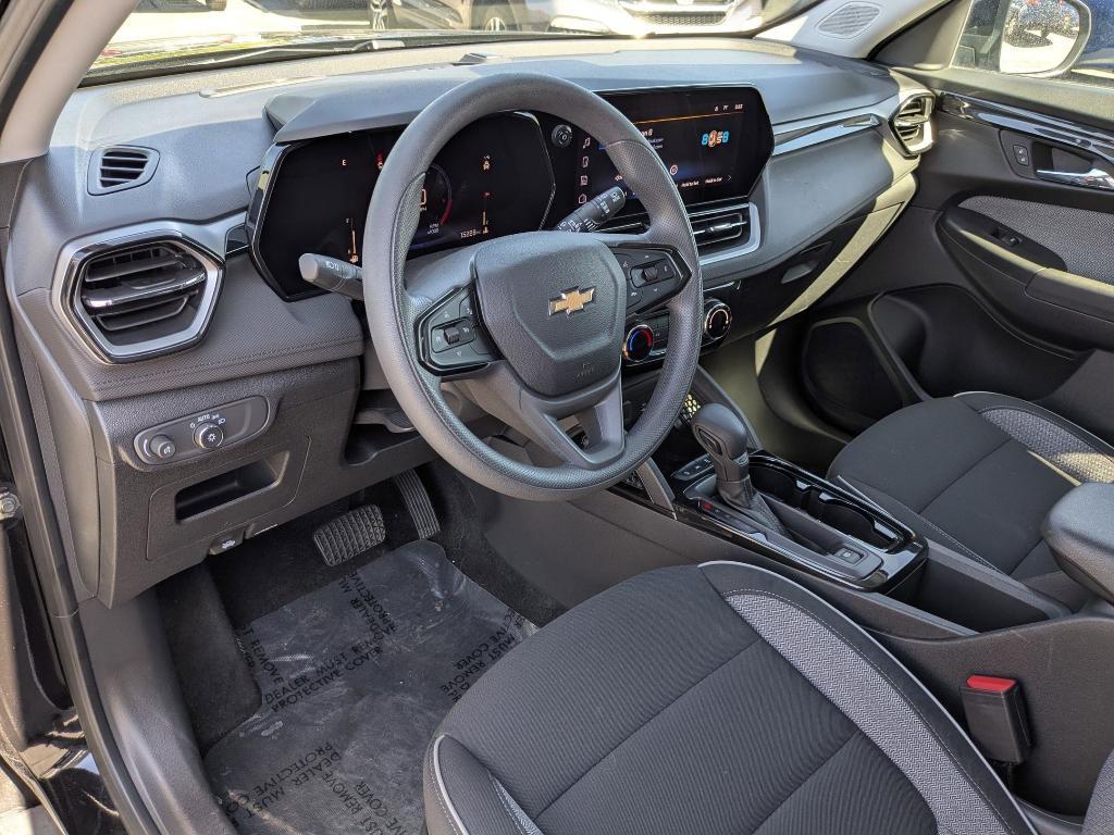 used 2025 Chevrolet TrailBlazer car, priced at $23,799