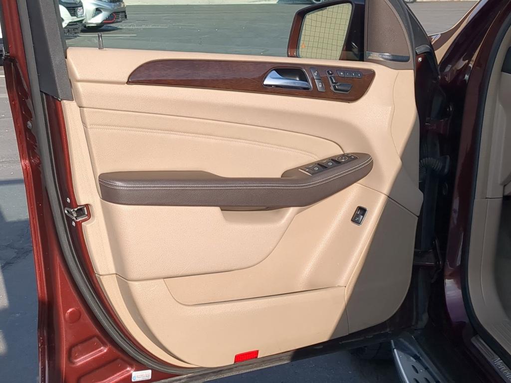 used 2014 Mercedes-Benz M-Class car, priced at $9,750