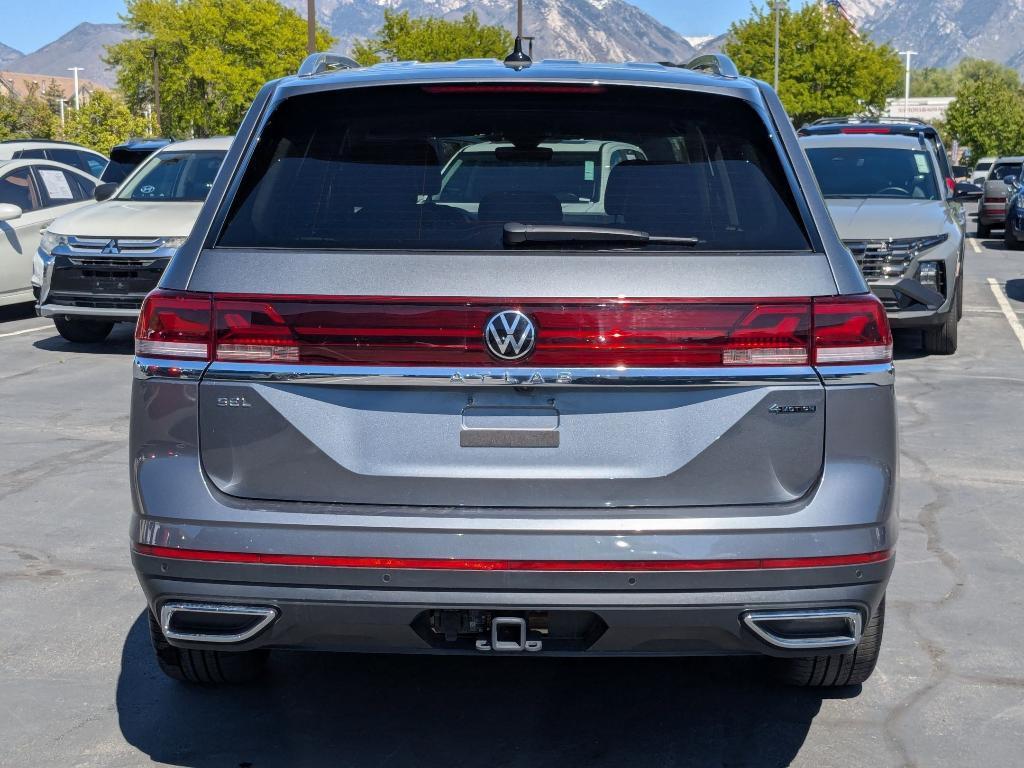 used 2025 Volkswagen Atlas car, priced at $38,899