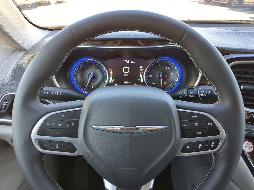 used 2024 Chrysler Pacifica car, priced at $29,350