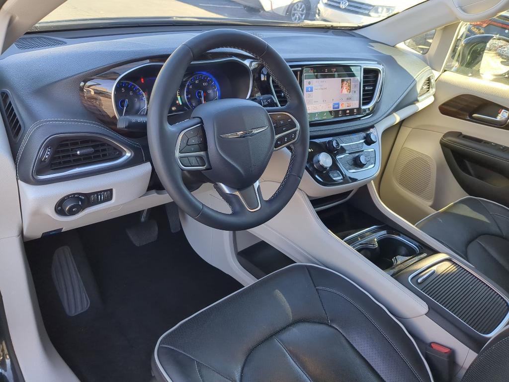 used 2024 Chrysler Pacifica car, priced at $29,350