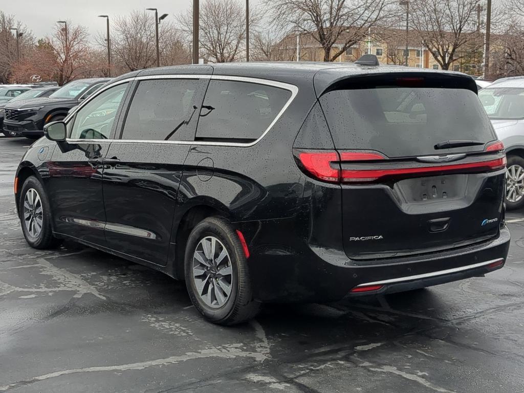 used 2023 Chrysler Pacifica Hybrid car, priced at $23,450