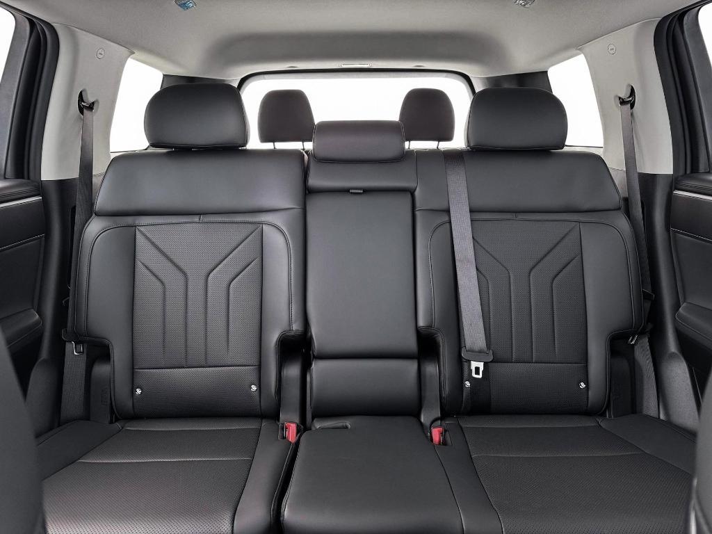 new 2026 Hyundai SANTA FE HEV car, priced at $39,290