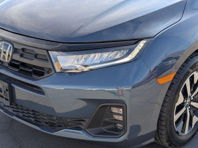 used 2025 Honda Odyssey car, priced at $37,950