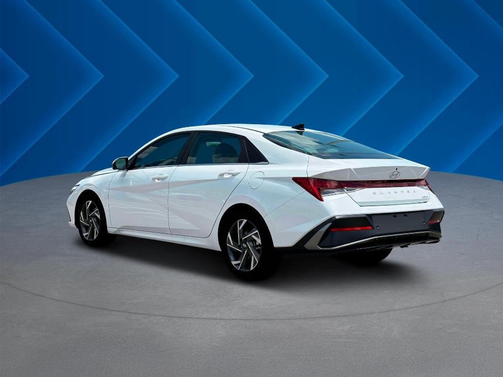 new 2025 Hyundai Elantra car, priced at $27,178