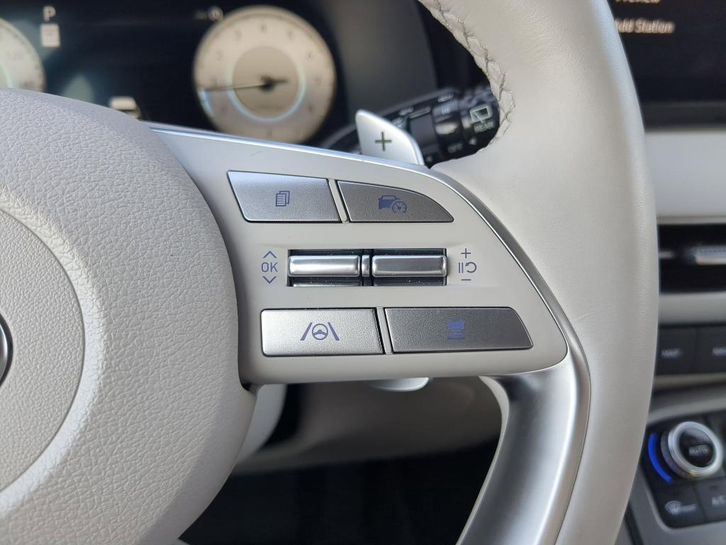 used 2025 Hyundai Palisade car, priced at $44,250